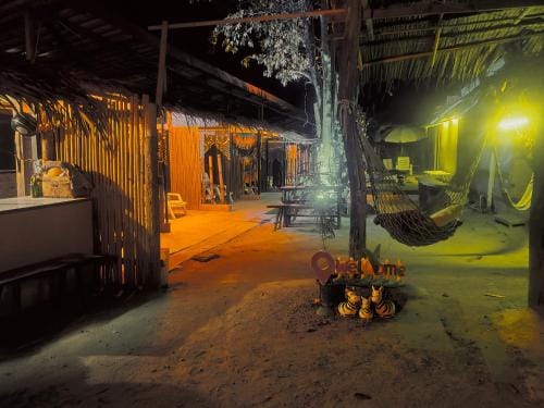 Row House Long Beach Hostel in Sala Dan
