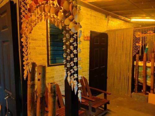 Row House Long Beach Hostel in Sala Dan