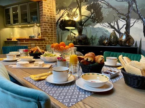 VILLA DU CEDRE Honfleur Hotel in Honfleur
