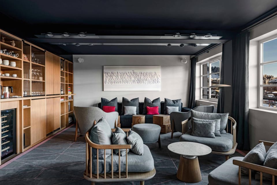 White 1921 Courchevel Hotel in Saint-Bon-Tarentaise