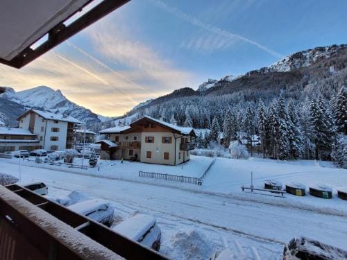 Garni B&B Mozart Nesthouse Hotel in Canazei
