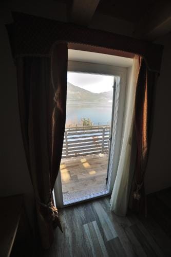 Happy Days sul lago Hotel in Trentino-South Tyrol