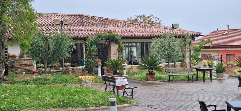Il Castagno Hotel in Marche
