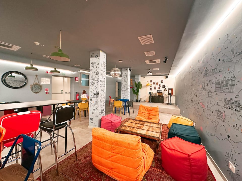Shared lounge/TV area