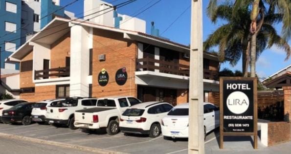 Lira Apart Hotel Apartment hotel in State of Rio Grande do Sul