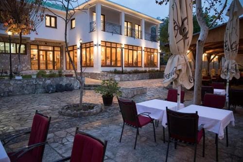 Villa Bunski biser Hotel in Federation of Bosnia and Herzegovina