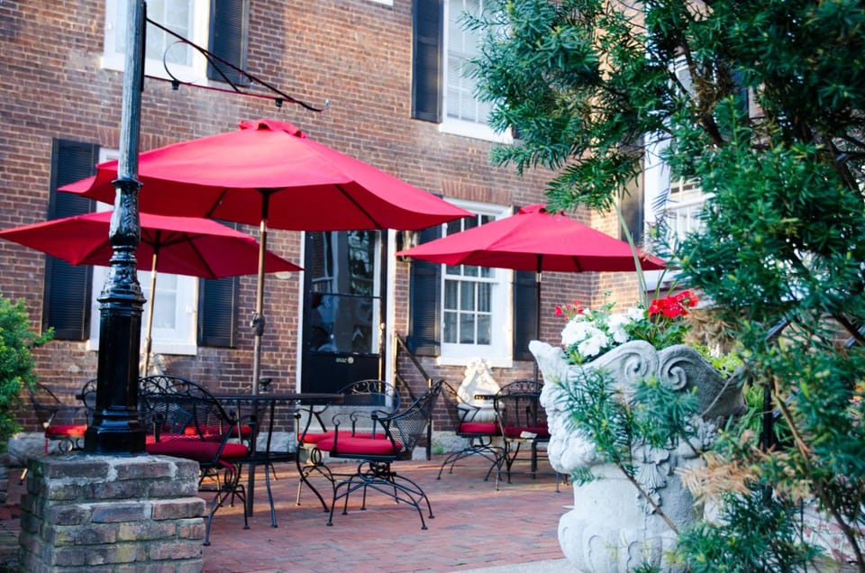Bourbon Manor Bed & Breakfast Inn Hotel in Bardstown