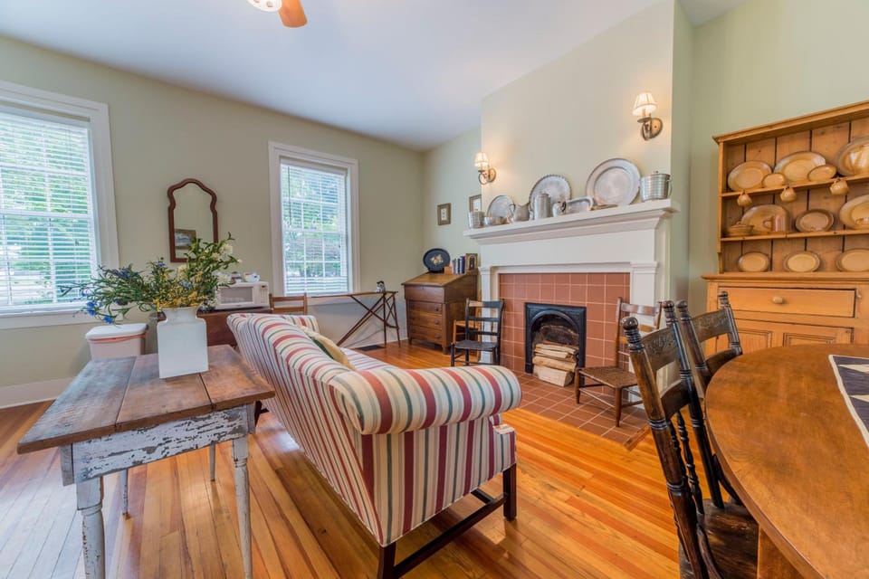 Bourbon Manor Bed & Breakfast Inn Hotel in Bardstown