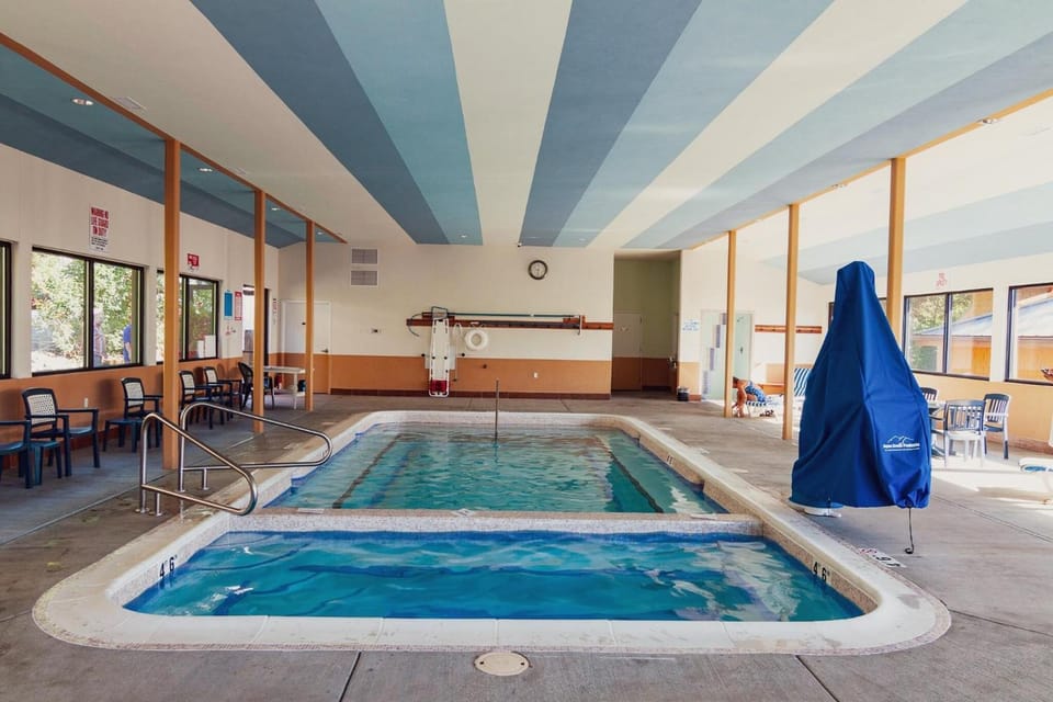 Carson Hot Springs Resort & Spa Hotel in Washington