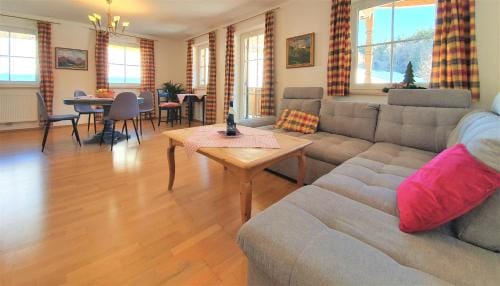 Grubhof Appartements Hotel in Ellmau