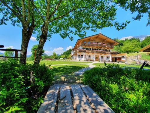 Grubhof Appartements Hotel in Ellmau