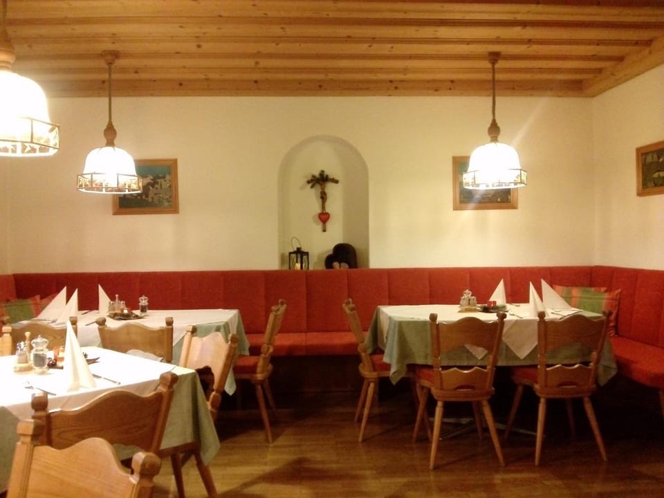 Gasthof Olberg Inn in Innsbruck