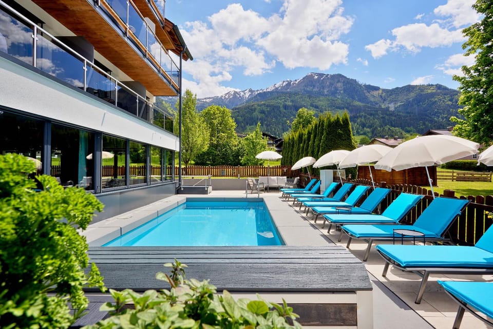 HOTEL SONNBLICK, Kaprun, Salzburg - am Kitzsteinhorn Gletscher Hotel in Piesendorf