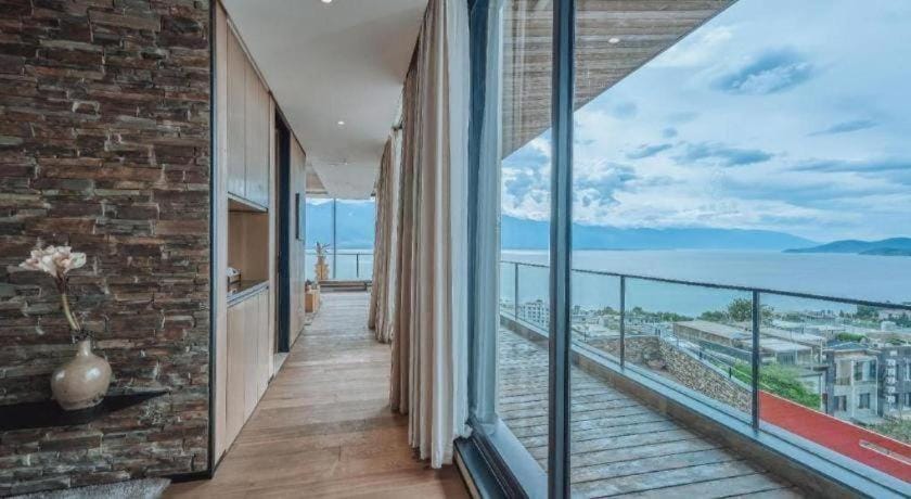 Erhai Lake Seclusion Life Hotel in China