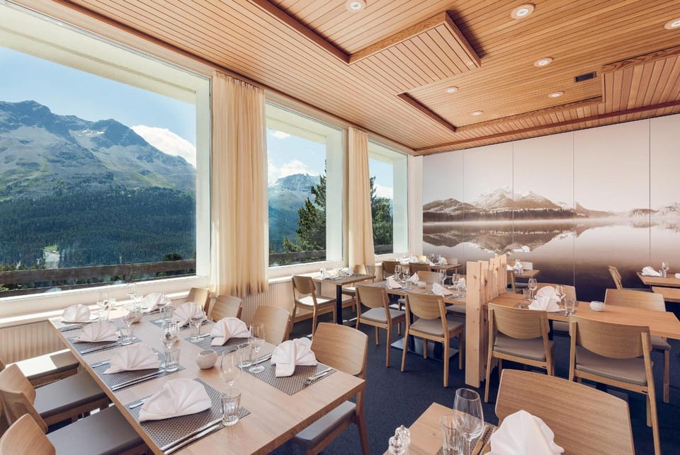 Randolins Familienresort Hotel in Saint Moritz
