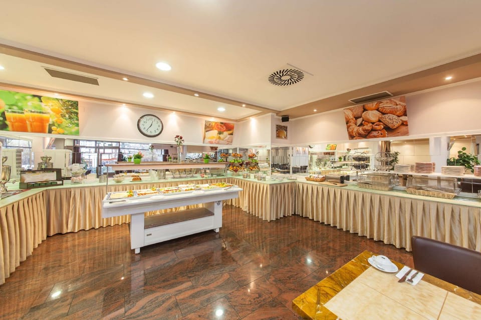 Coffee shop