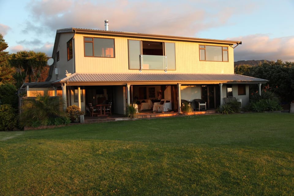 Te Puru Beach Lodge Lodge in Waikato