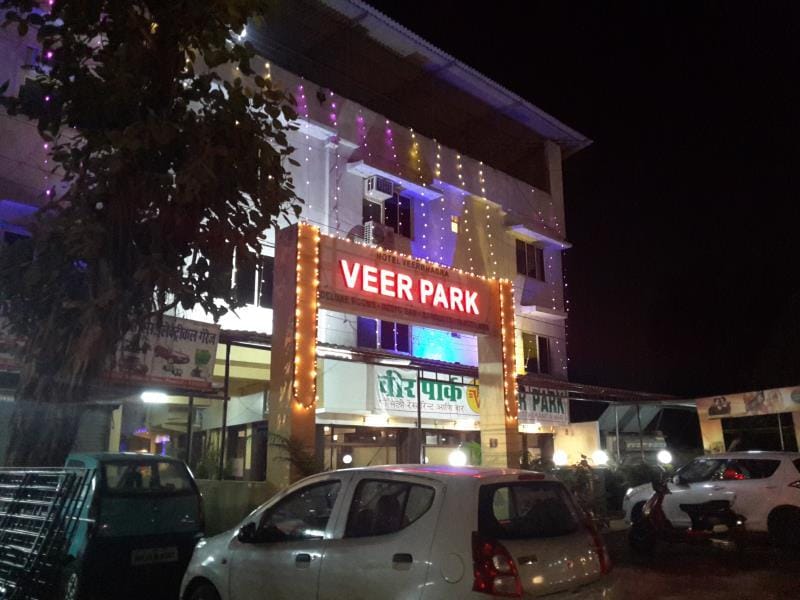 Hotel Veer Residency Hotel in Maharashtra