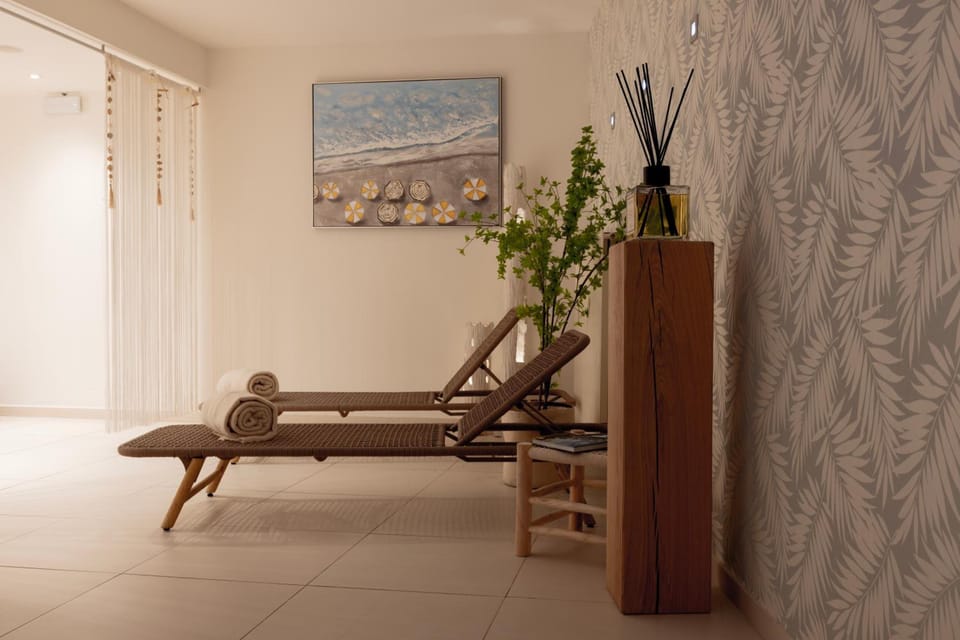 Beach Hotel Helios by CW Hotel Collection Hotel in Flanders
