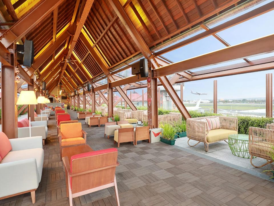 Bar/lounge