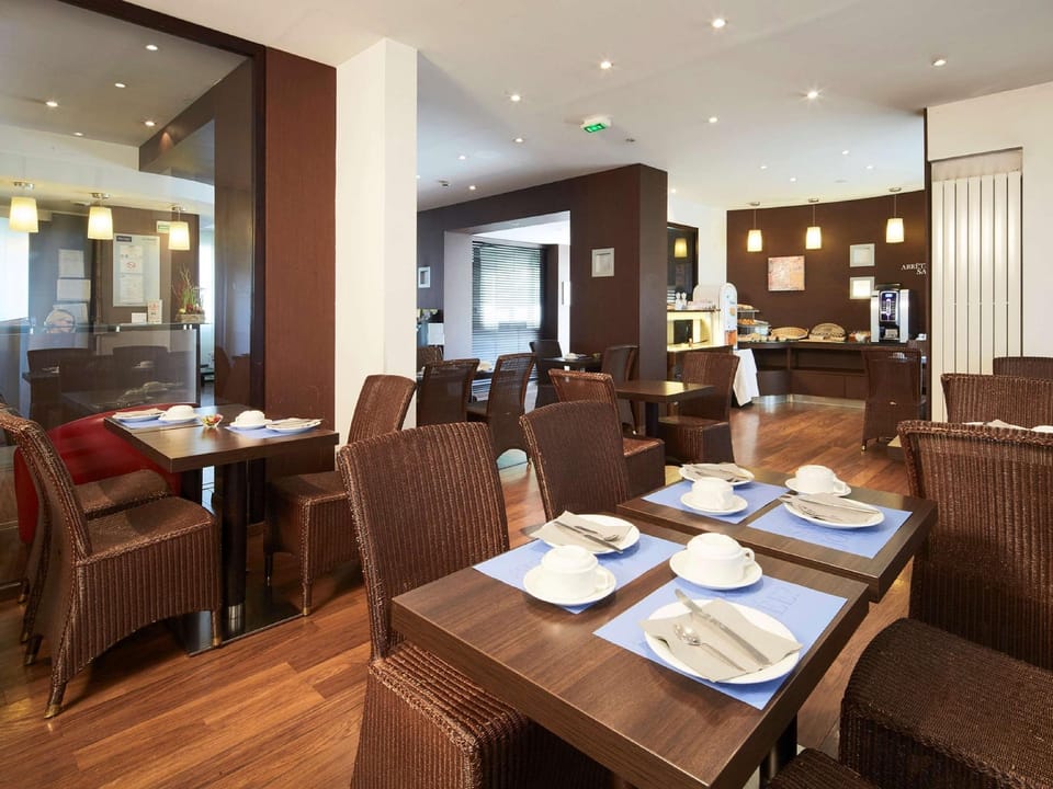 Kyriad Grenoble Centre Hotel in Grenoble