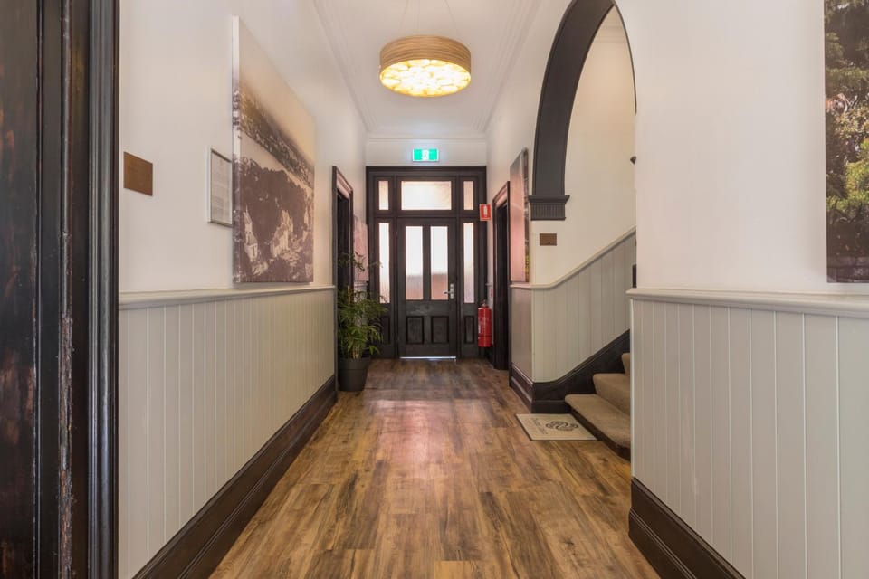 Dalziel Lodge Hotel in Sydney