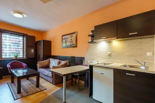 Hotel Ego - Free Parking - Top Central Location Hotel in Plovdiv
