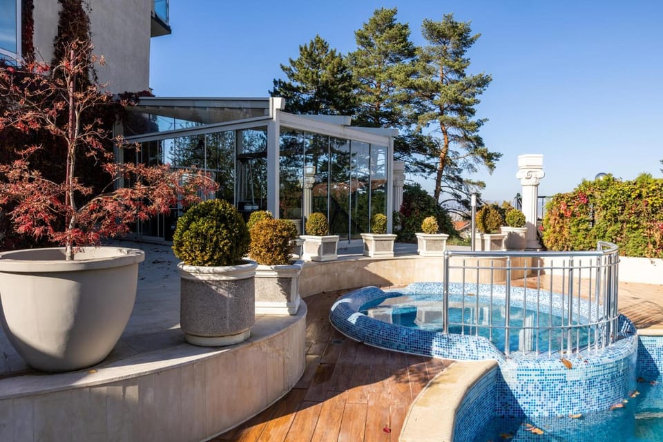 Atlantic Hotel - Free Parking Hotel in Sofia