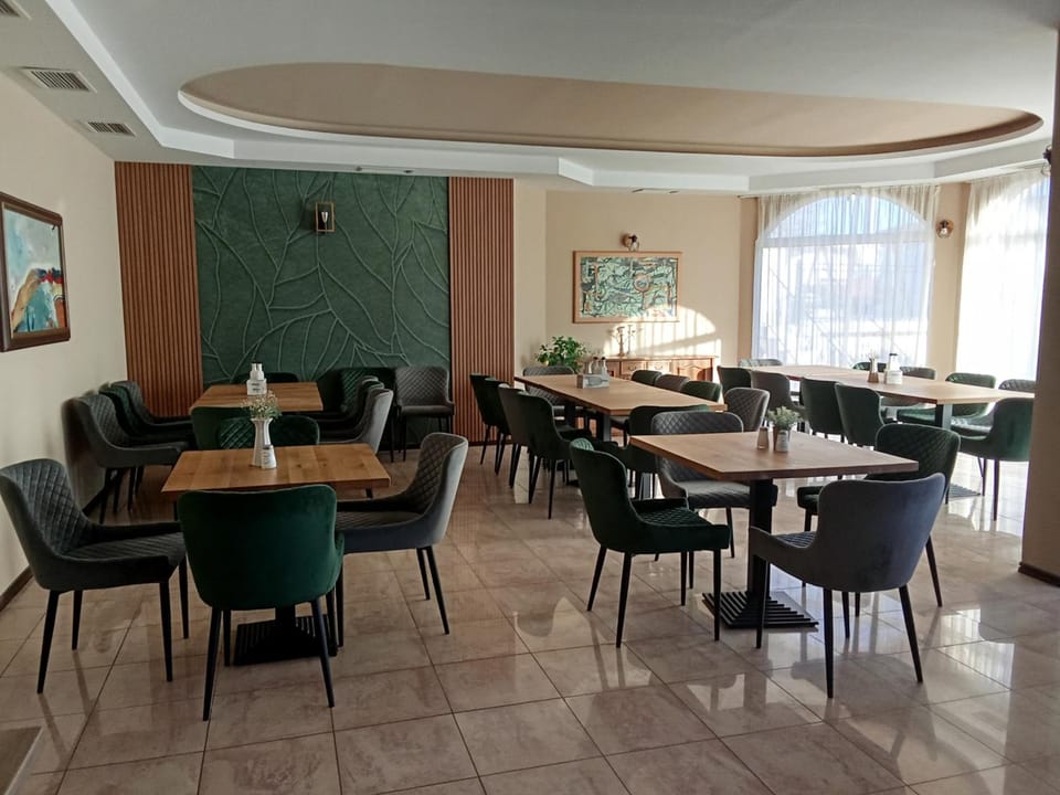 Alekta Hotel - Free Parking Hotel in Varna