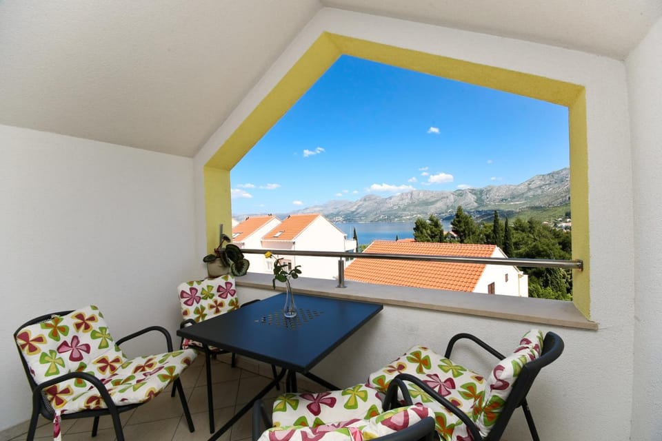 Sunrise Apartments Hotel in Cavtat