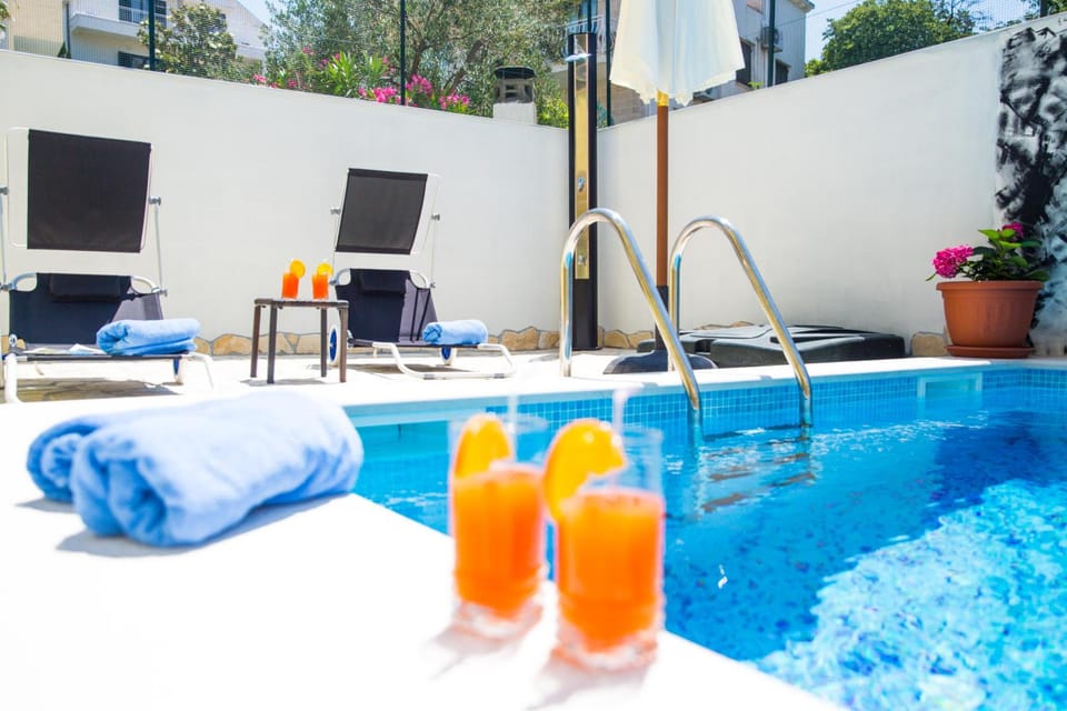 Sunrise Apartments Hotel in Cavtat