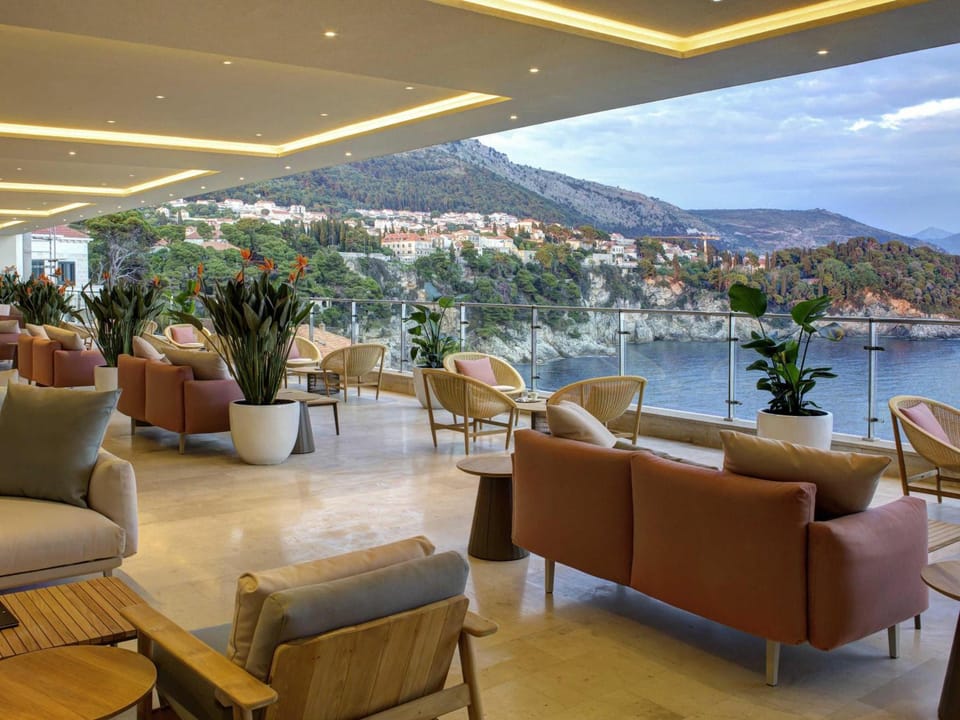 Bar/lounge