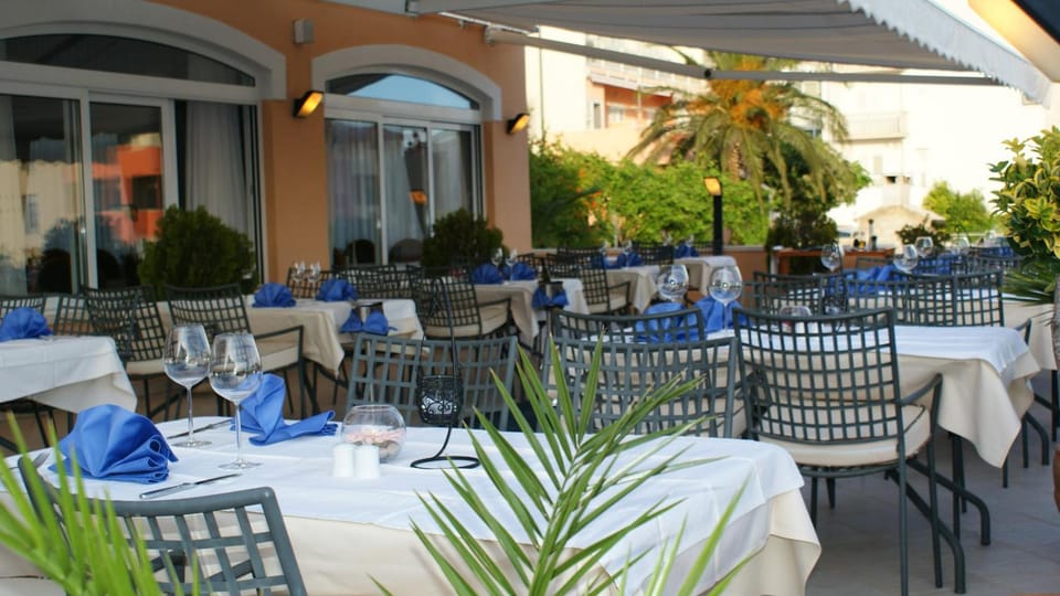 Hotel Rosina Hotel in Makarska