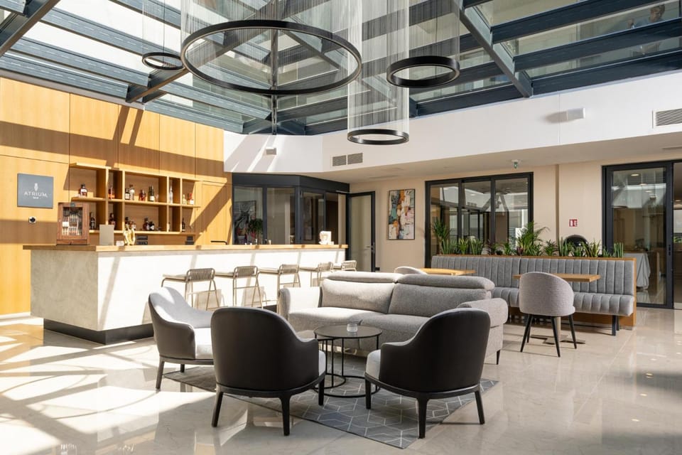 Bar/lounge
