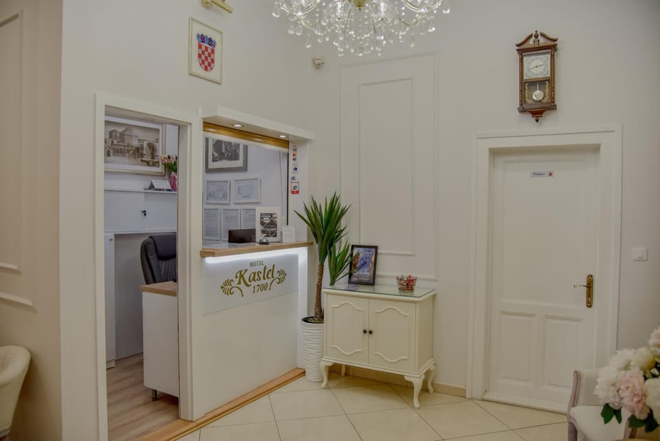 Hotel Kastel 1700 Hotel in Split