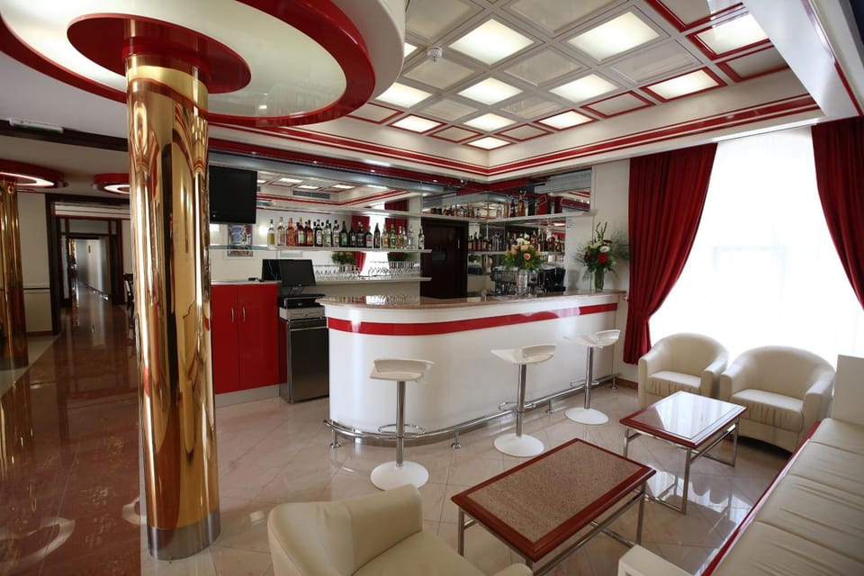 Bar/lounge