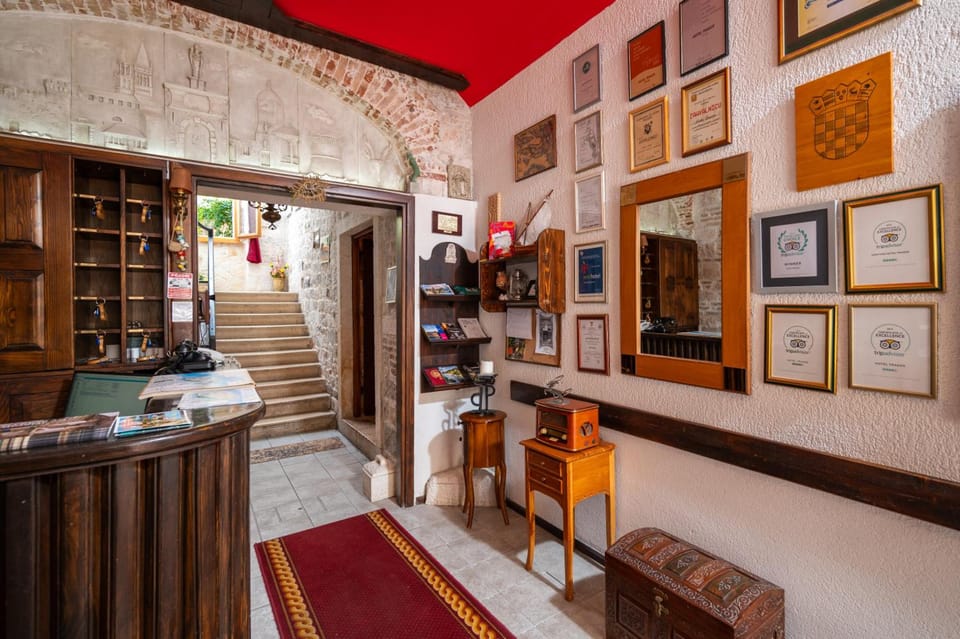 Heritage Hotel Tragos Hotel in Trogir