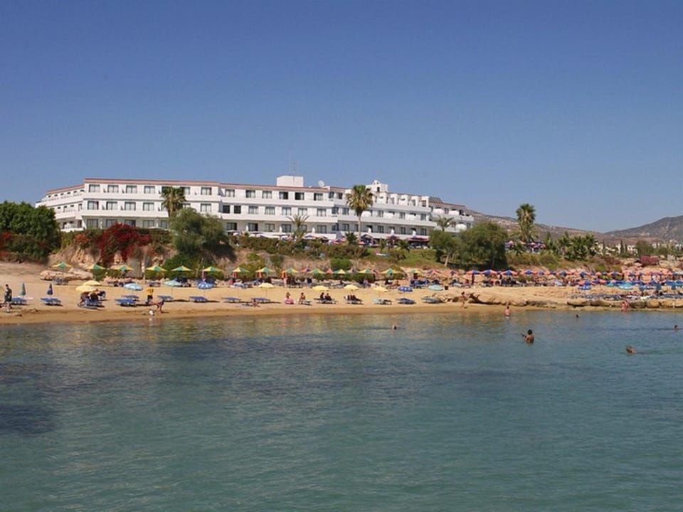 Corallia Beach Hotel Apartments Apartment hotel in Peyia