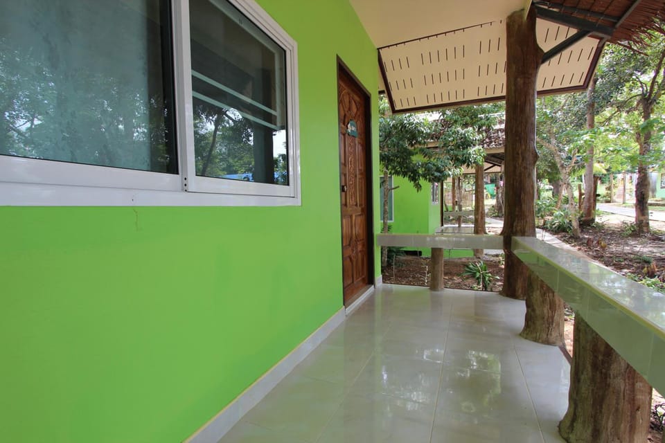 Koh Phayam Greentawan Resort  Resort in Ko Phayam