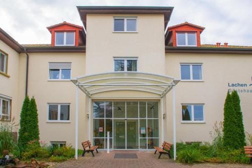 Christliche Gastehauser Weinstraße Hotel in Rhineland-Palatinate