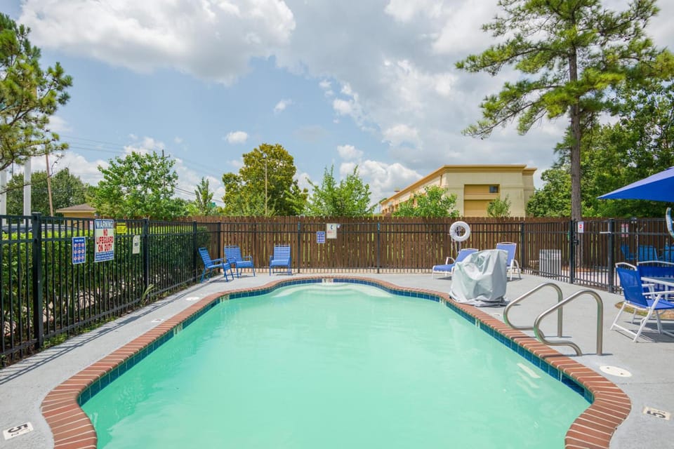 Trident Inn and Suites  Hotel in Baton Rouge
