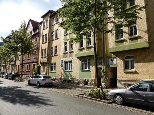 Apartment Goethe, Near center, free WiFi & parking Hotel in Jena
