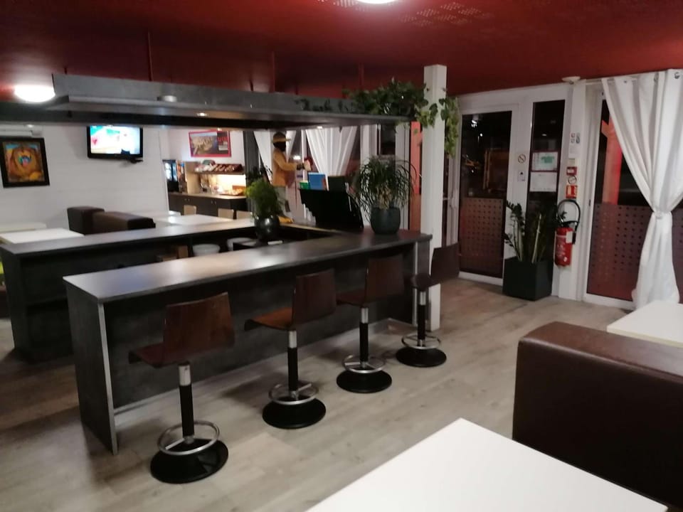 Bar/lounge