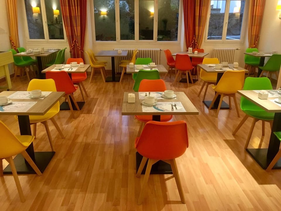 Hotel Le Progres Hotel in Angers