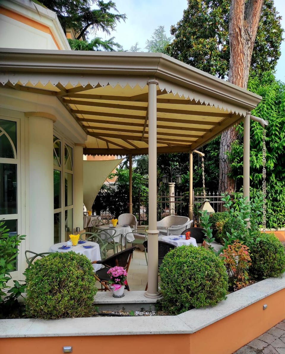 La Villa Desenzano Hotel in Desenzano del Garda