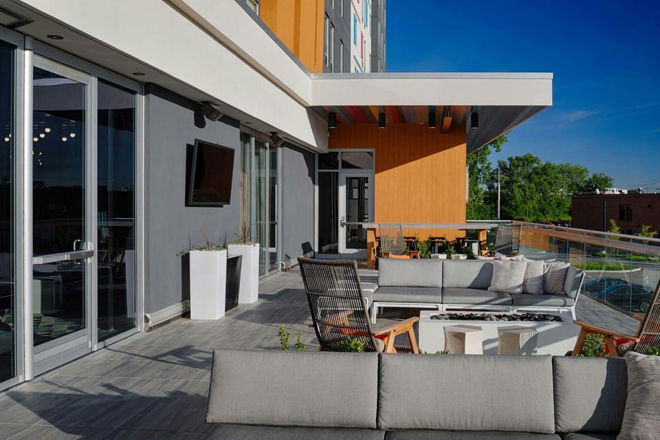 Aloft Columbus University District Hotel in Grandview Heights