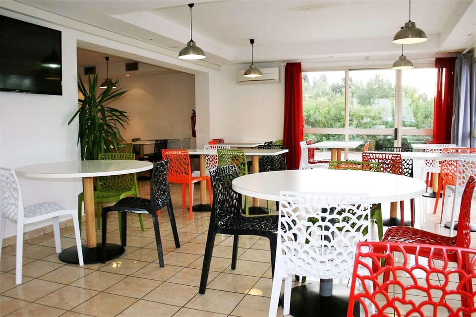 Kyriad Direct Arles Hotel in Arles