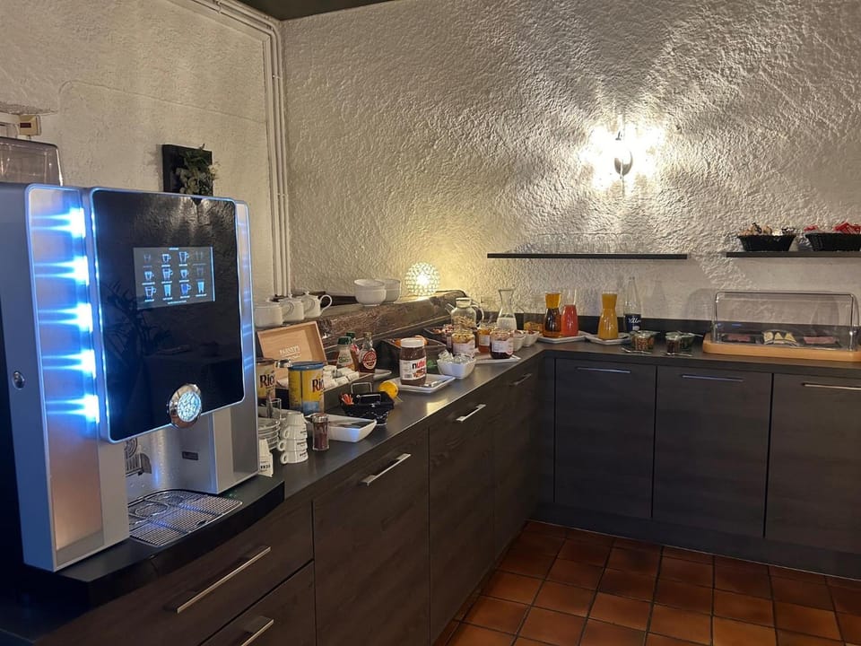 Logis La Thomasse Hotel in Aurillac