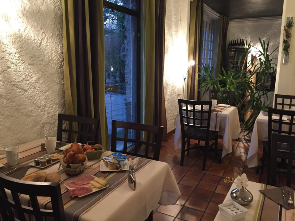 Logis La Thomasse Hotel in Aurillac