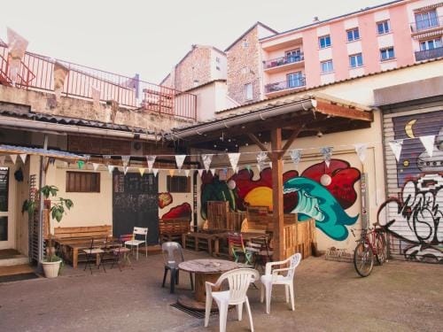 Le Flaneur Guesthouse Hostel in Lyon